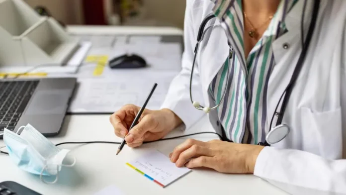 UK Faces Growing Exodus of Young Doctors to Australia Amid Burnout Crisis UK Faces Growing Exodus of Young Doctors to Australia Amid Burnout Crisis
