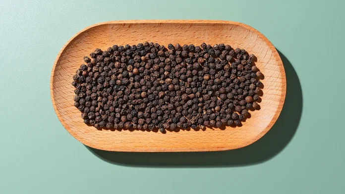 Black pepper and olive